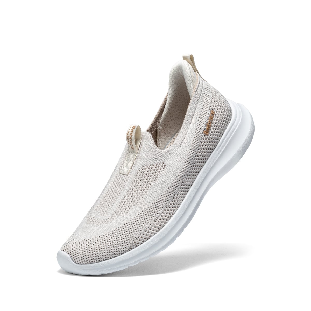 Giày Thể Thao Biti's Êmbrace Nữ BSW005700KEM Bitis - Bitis Hunter