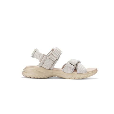Giày sandal nữ Biti's Hunter City màu kem lợt quai lưới dệt si thun co giãn chính hãng HEW002500KEL