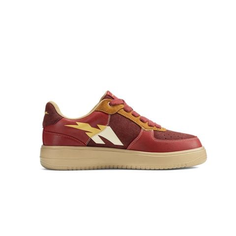 Giày thể thao nam Bitis Hunter Còn Gì Dùng Đó màu đỏ da lộn phối si nubuck đế IP siêu nhẹ HSM012601DOO