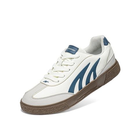 Giày thể thao nam Bitis Hunter màu trắng quai da si PU phối sọc xanh navy đế cao su đúc nâu gum HSM015800TRG chính hãng
