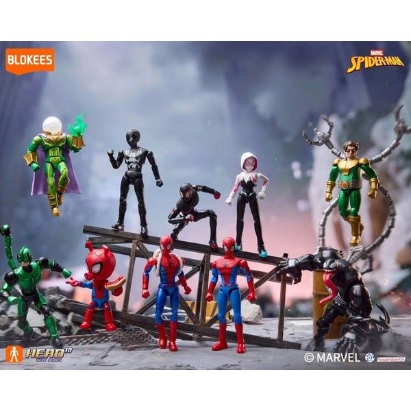  Hộp Mù Blokees Marvel Hero Galaxy Version 05 Spider-Man 81145 