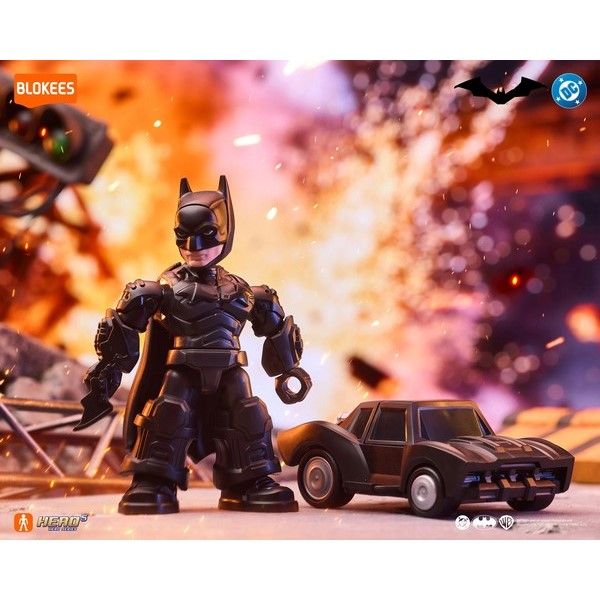  Hộp Mù Blokees Defender Version DC DV01 Batman Legendary Assemble 75701 