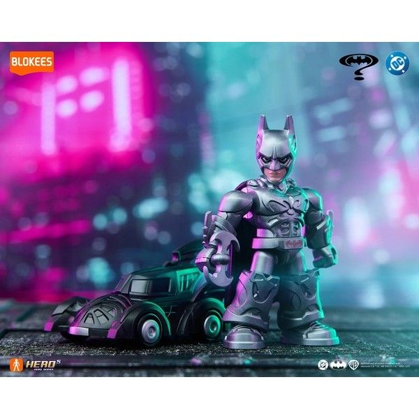  Hộp Mù Blokees Defender Version DC DV01 Batman Legendary Assemble 75701 