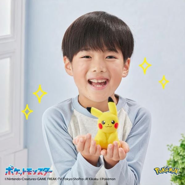  Pokemon 30th Anniversary - Palm sized Pikachu Pokefuwa 