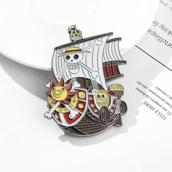 Huy hiệu kim loại One Piece - Thousand Sunny bán chính hãng tại nShop