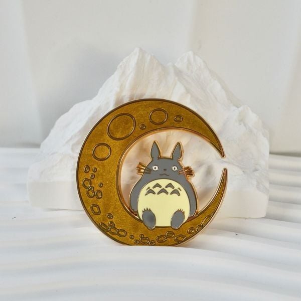  Huy hiệu kim loại Totoro On The Moon 