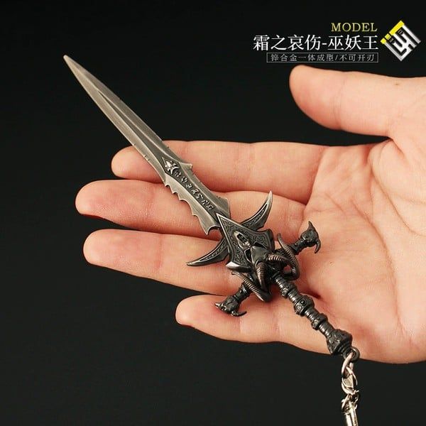  Móc khóa kiếm Warcraft Frostmourne 