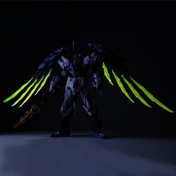 Model Kit Mecha Sunday Hobby Yoshitsune Thiên Cẩu Phán Quan trang bị cánh đứng trong ánh sáng
