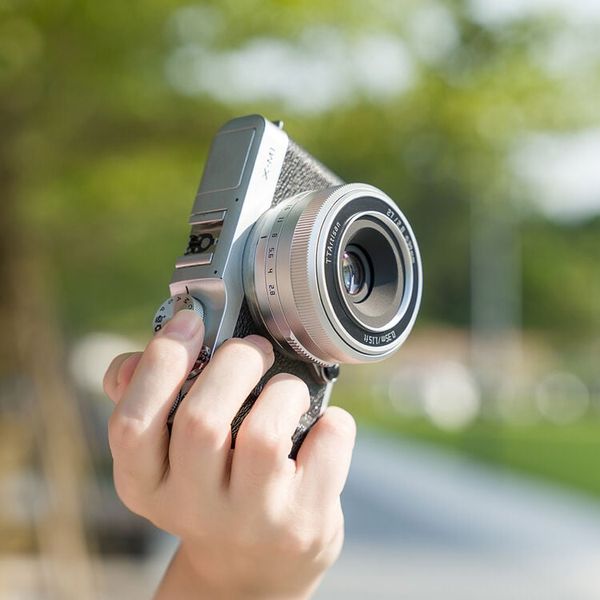Ống kính TTArtisan 27mm f2.8 autofocus