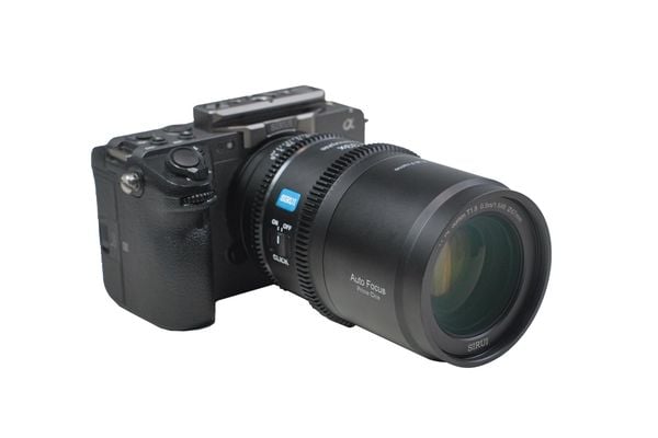 Ống kính Cine Anamorphic SIRUI Astra 50mm T1.8 1.33X Autofocus