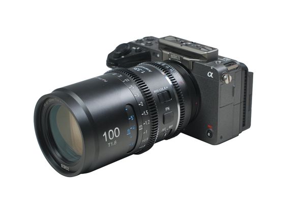 Ống kính SIRUI Anamorphic Astra 100mm T1.8 - 1.33X Autofocus