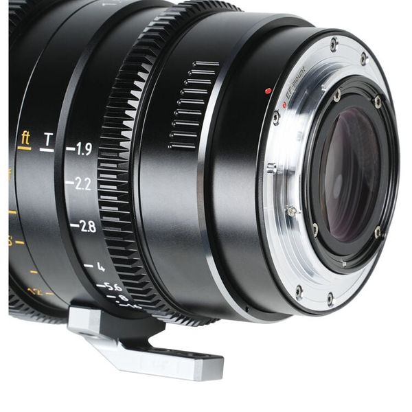 Ống kính SIRUI Cinema IronStar 135mm T1.9 - Anamorphic 1.5x