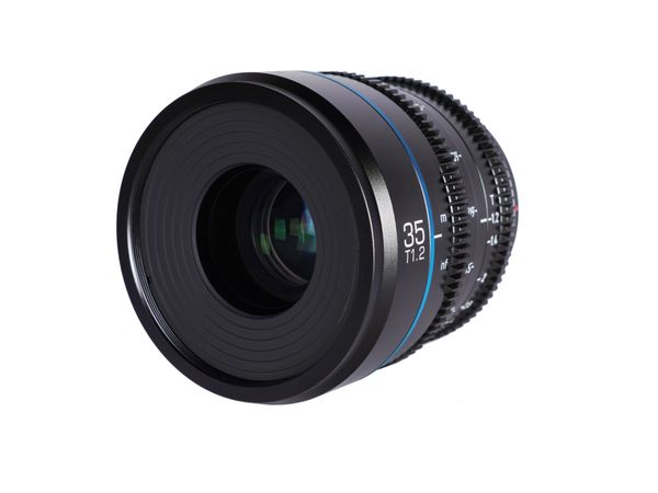 Ống kính Cine SIRUI Night Walker 35mm T1.2