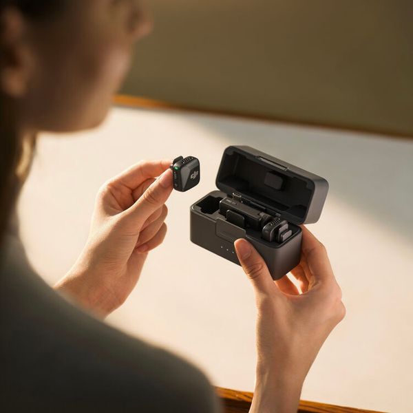 Micro DJI Mic Mini 2 (bản 2 TX + 1 RX + Charging Case)