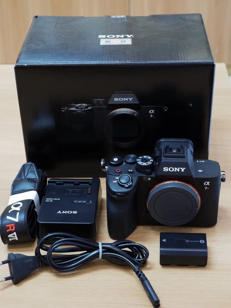 Máy ảnh Sony Alpha A7R5 (máy qua sd, 96%)