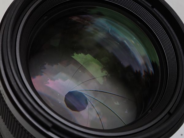 Ống kính Sony FE 85mm F1.4 GM cũ (đã qua sử dụng - 96%)
