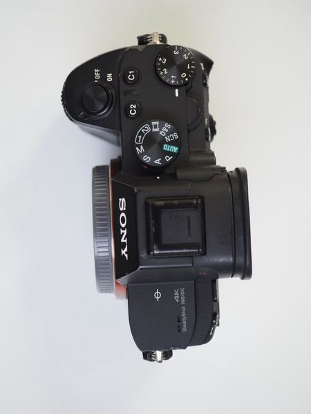 Máy ảnh Sony A7M3 (máy qua sử dụng, độ mới từ 86-90%)