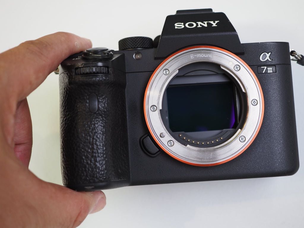 Máy ảnh Sony A7M3 (máy qua sử dụng, độ mới từ 86-90%)
