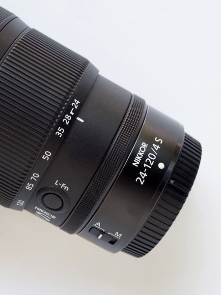 Ống kính Nikon Z 24-120mm F4 S cũ (đã qua sử dụng - 99%)