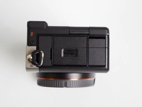 Máy ảnh Sony Alpha A7C II (qua sử dụng)