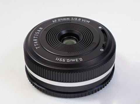 Lens TTArtisan 24mm F3.8 AF Pancake
