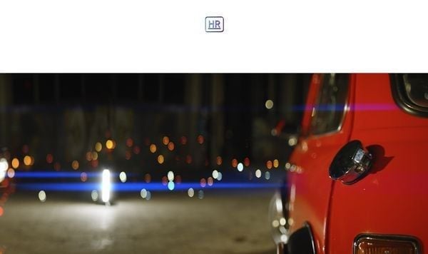 Ống kính SIRUI 50mm f1.8 Anamorphic