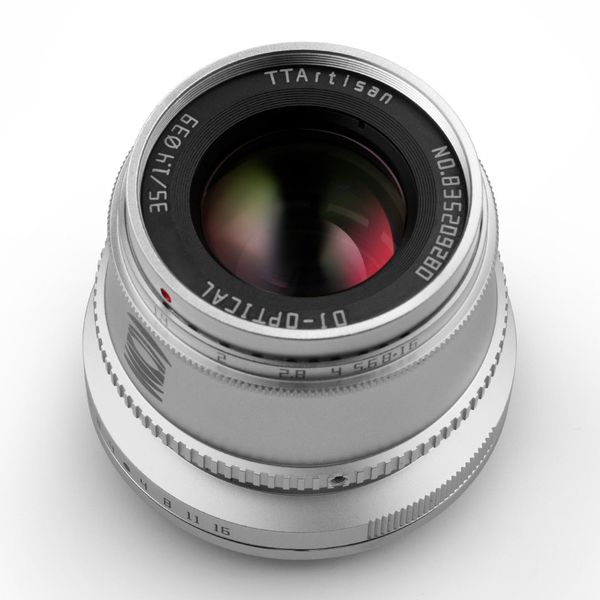 Ống kính TTArtisan 35mm F1.4