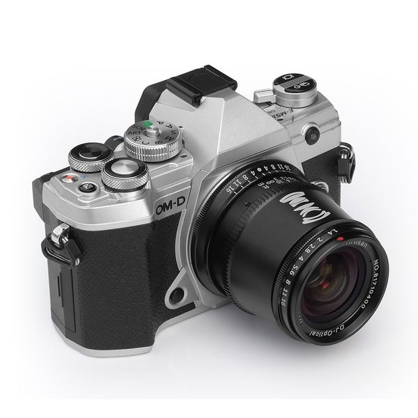 Ống kính TTArtisan 17mm F1.4