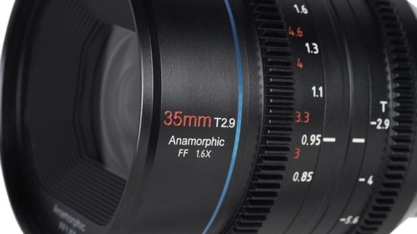 Ống kính Cine Anamorphic SIRUI Venus 35mm T2.9 1.6X kèm adapter 1.25X