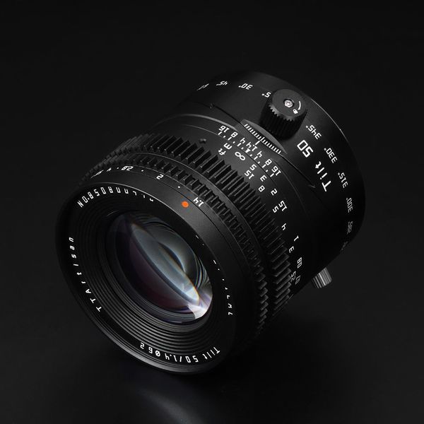 Ống kính TTArtisan 50mm F1.4 Tilt