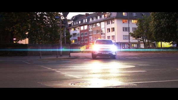 Ống kính Cine Anamorphic SIRUI 35mm F1.8 1.33X ngàm L
