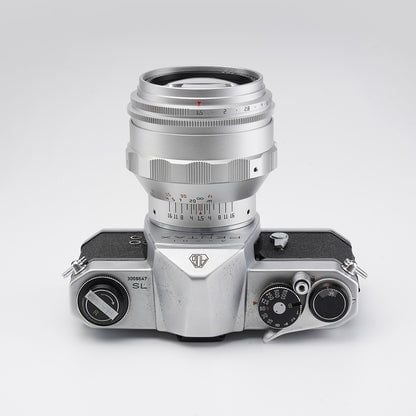 Ống kính TTArtisan 75mm F1.5 Swirly Bokeh ngàm M42