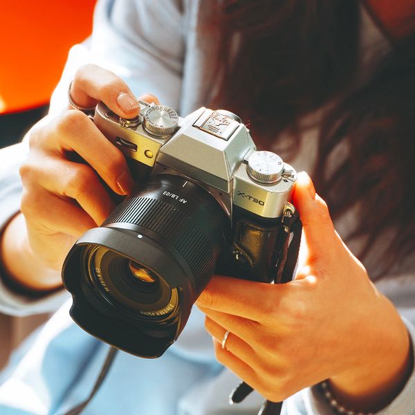 Ống kính TTArtisan 23mm F1.8 Autofocus