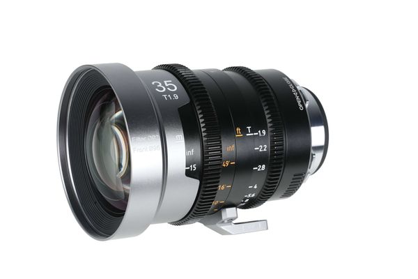 Ống kính Cine Anamorphic SIRUI IronStar 35mm T1.9 1.5X