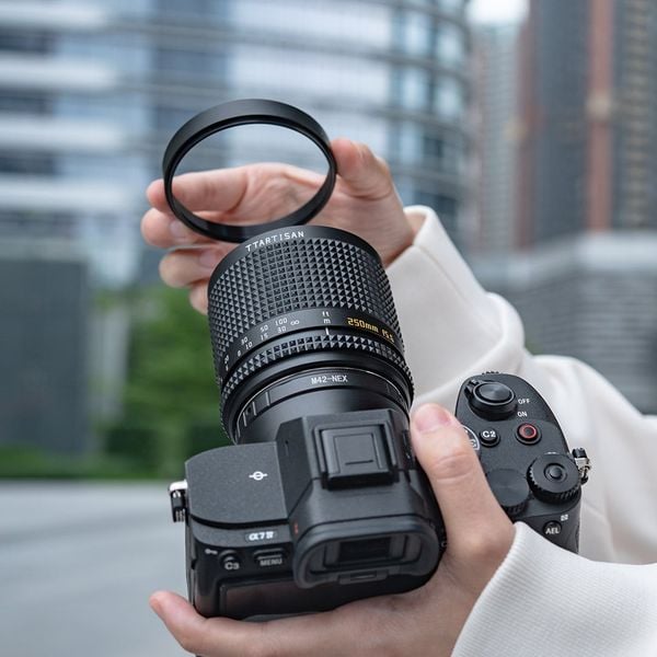 Ống kính TTArtisan 250mm F5.6 Reflex