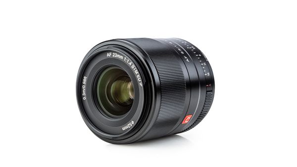 Ống kính Viltrox AF 23mm F1.4 dành cho ngàm Fujifilm X