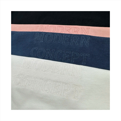 Áo Tshirt nam Papka 1076 màu trắng với chi tiết thêu chìm chữ Modern Concept vô cùng trẻ trung nhưng vẫn sang trọng
