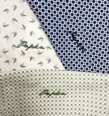 Áo polo nam Papka 1122 họa tiết Retro màu xanh dương, vừa cổ điển vừa trẻ trung.
