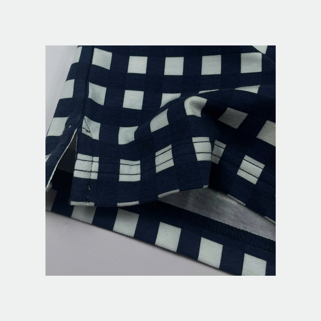 Áo polo nam Papka 1122 họa tiết Gingham màu xanh đen mạnh mẽ, dễ phối và phù hợp phong cách casual