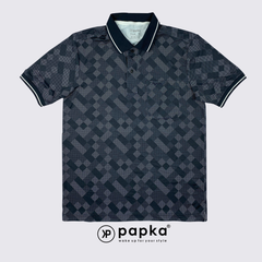 Áo polo nam Papka 1122 màu đen monogram vuông cổ điển, form Regular rộng rãi, phối bo cổ trẻ trung hiện đại