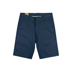 Quần short kaki nam Papka 2026 màu xanh đen, thêu chỉ nổi tạo điểm nhấn trẻ trung.