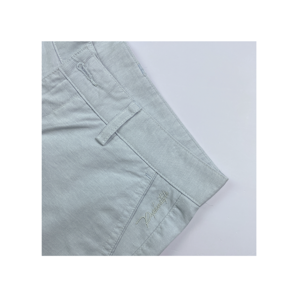 Quần short kaki nam PAPKA 2032 màu trắng sọc caro mini form thoải mái trẻ trung