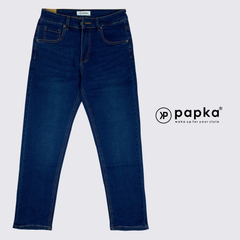 Quần jeans nam Papka 2038 màu xanh đậm form slim với độ ôm vừa phải tạo sự năng động và thoải mái