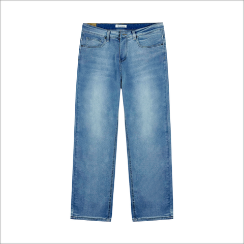 Quần jeans nam Papka 2044 màu xanh nhạt với form Straight rộng hơn, dày hơn và ống quần thẳng hơn tạo sự thoải mái và hơi hướng cổ điển nhưng vẫn hiện đại