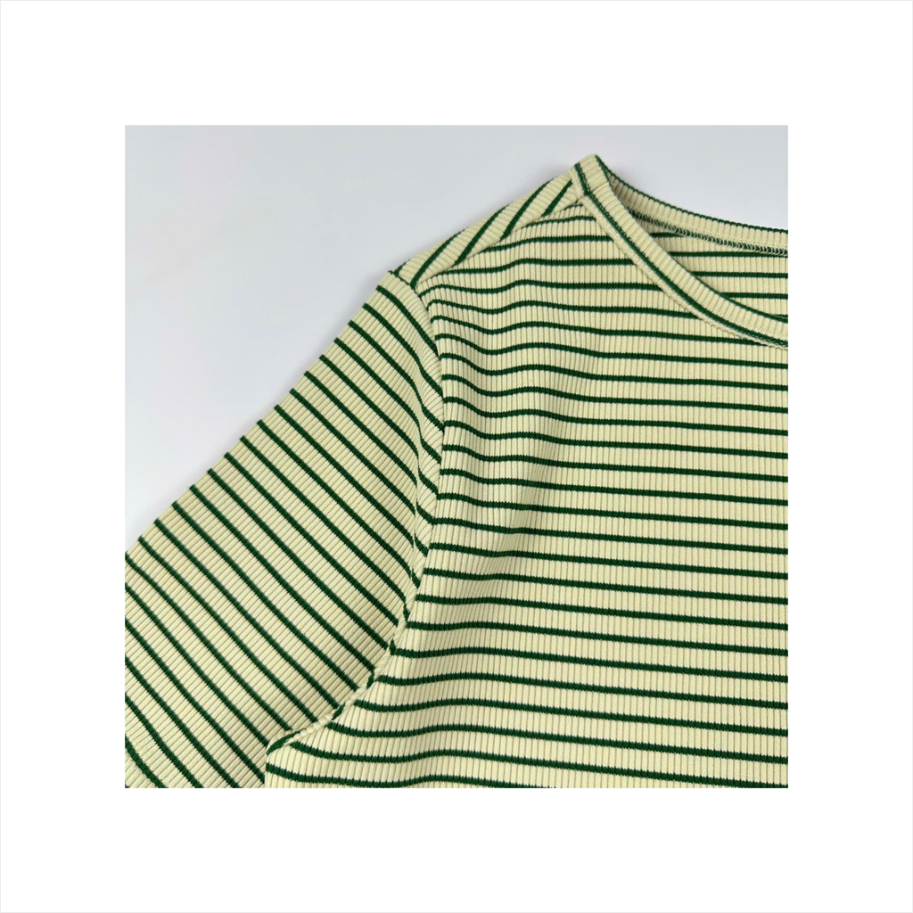 Áo thun nữ PAPKA 3032 màu kem sọc xanh lá chất thun gân cotton co giãn linh hoạt trẻ trung