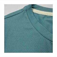 Áo thể thao nữ Papka 3036 màu đỏ thoáng mát và thấm hút cao cho ngày dài vận động