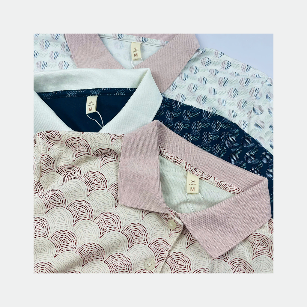 Áo polo nữ Papka 3056 vải Jacquard vảy sò đỏ đô hoa lá trừu tượng nền hồng pastel tinh tế, sang trọng