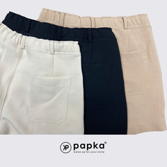 Quần short nữ Papka 4068 màu nâu phối lưng thun và chất liệu linen pha tạo cảm giác nhẹ nhàng và trẻ trung khi mặc