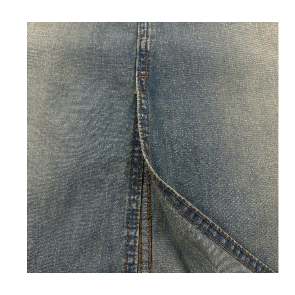 Chân váy Jeans nữ PAPKA 8011 màu xanh nhạt xẻ tà năng động và trẻ trung