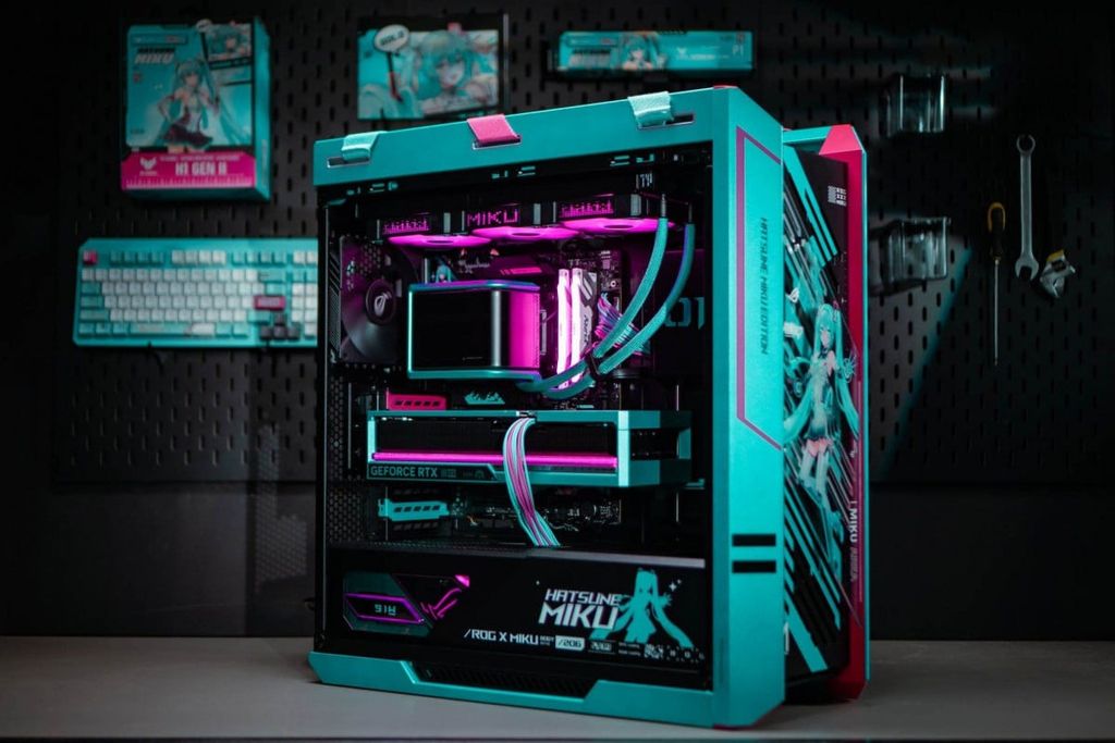 PC GAMING ASUS ROG HATSUNE MIKU EDITION (AMD Ryzen 9 9950X3D - RTX 5080 16GB OC)